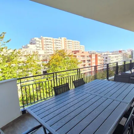 Exclusive 2 Bedroom Near The For 6 Guests Appartamento Portimão