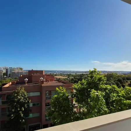 شقة Exclusive 2 Bedroom Near The For 6 Guests *