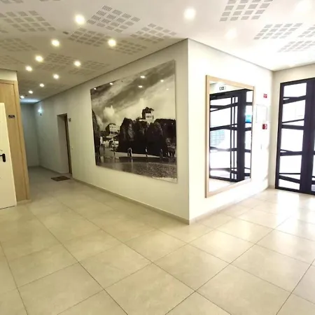 Exclusive 2 Bedroom Near The For 6 Guests بورتيماو