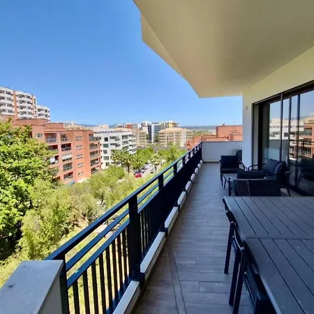 Exclusive 2 Bedroom Near The For 6 Guests * Portimão